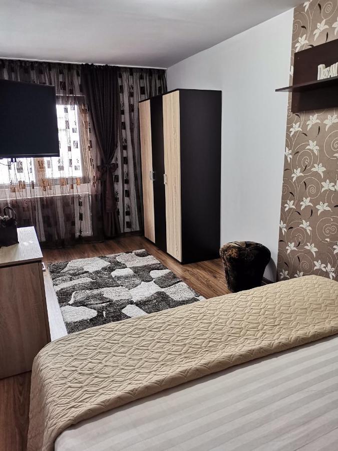 Shelby Accommodation -Adult Only- Sinaia Extérieur photo