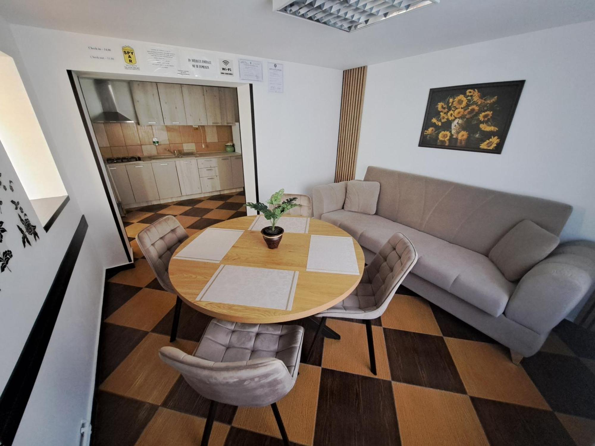 Shelby Accommodation -Adult Only- Sinaia Extérieur photo